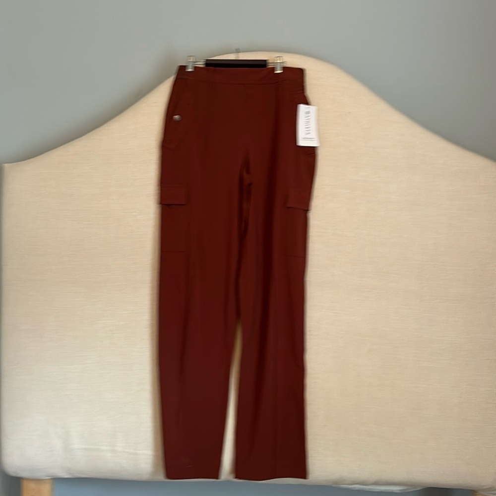 Athleta cargo pants 8 Tall